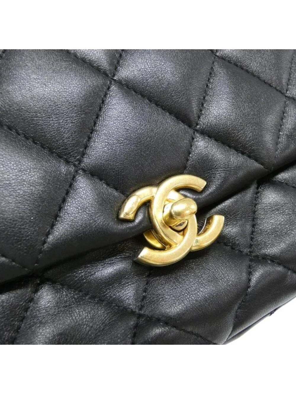 Chanel Shoulder Bag Black